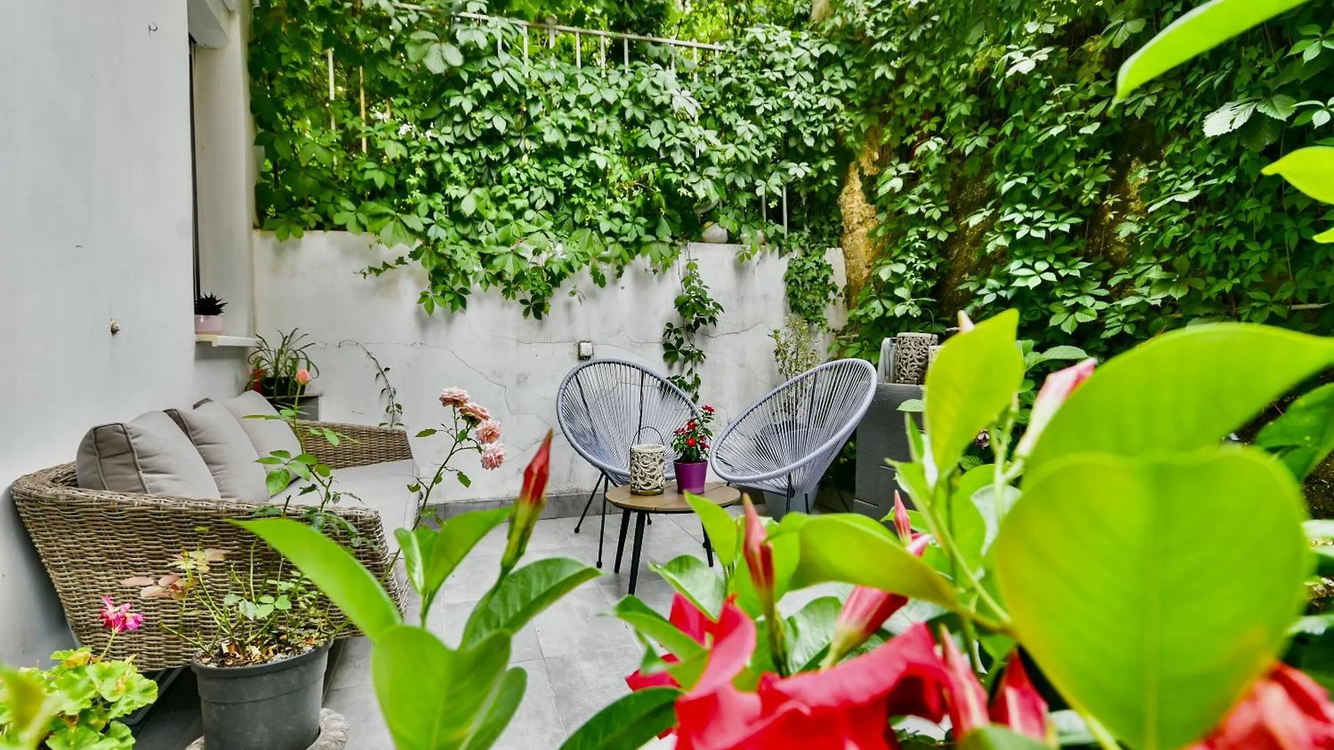 Apartment Buda Bliss Garden Budapest Hungary
