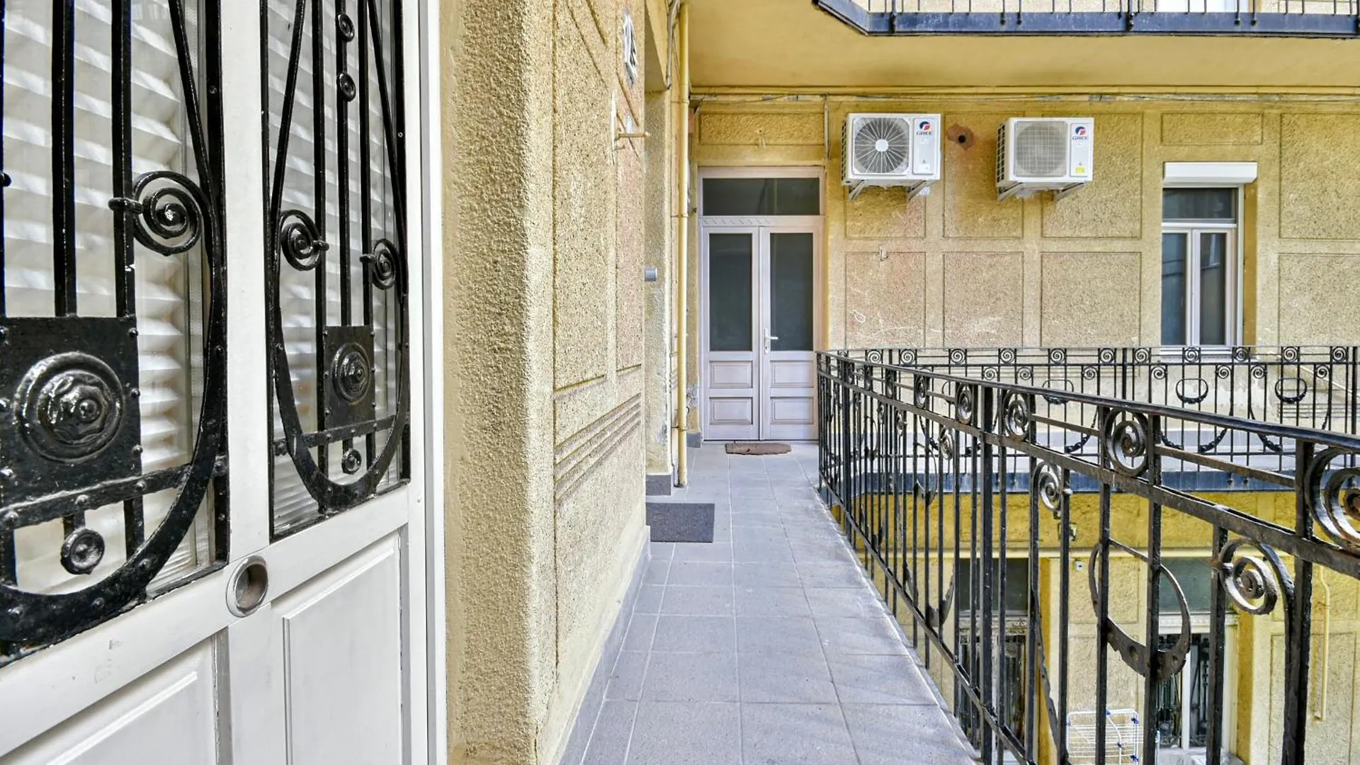 Apartment Buda Bliss Garden Budapest